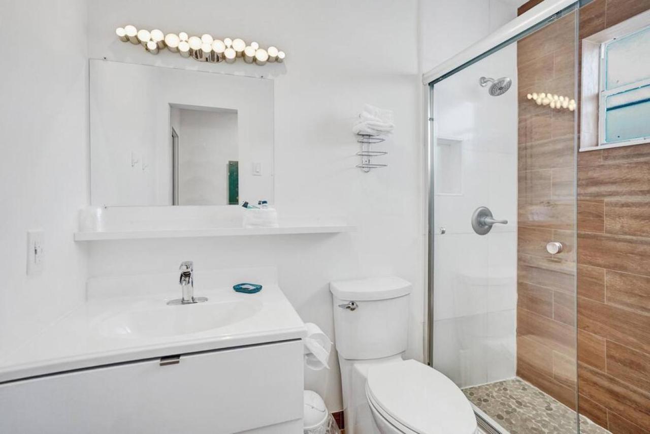 Waves Beach Town Cozy Studio Apartment Pompano Beach Luaran gambar
